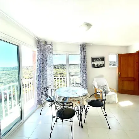 Bonita Casa El Charco Con Wifi, De Un Dormitorio En Orzola
