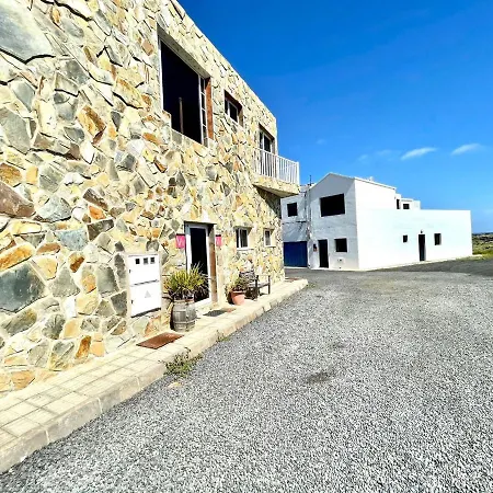 Bonita Casa El Charco Con Wifi, De Un Dormitorio En Orzola Orzola